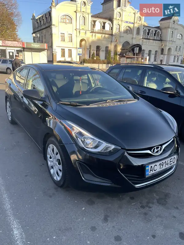 Hyundai Elantra