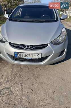 Седан Hyundai Elantra 2013 в Измаиле