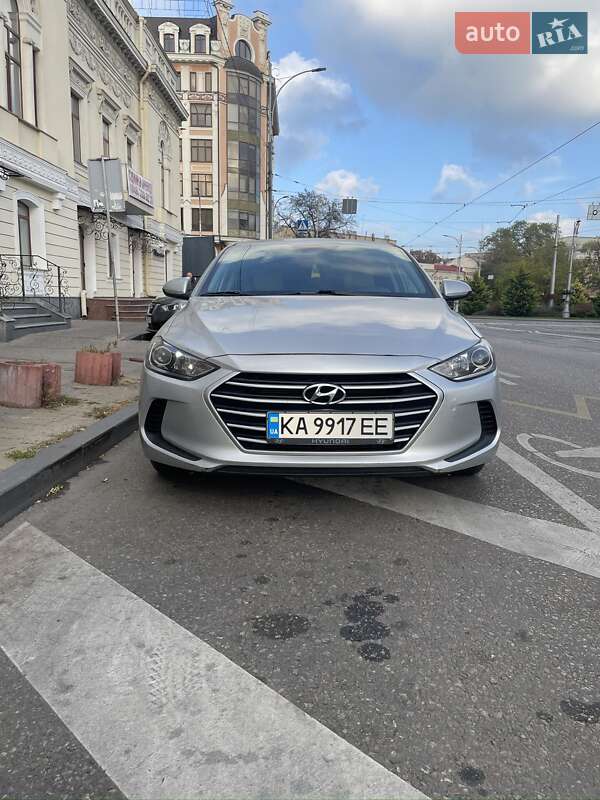 Седан Hyundai Elantra 2017 в Одесі