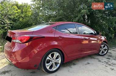 Седан Hyundai Elantra 2014 в Киеве