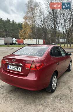 Седан Hyundai Elantra 2011 в Кропивницькому