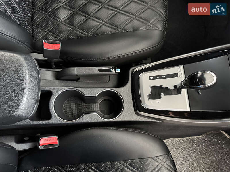 Седан Hyundai Elantra 2012 в Рівному