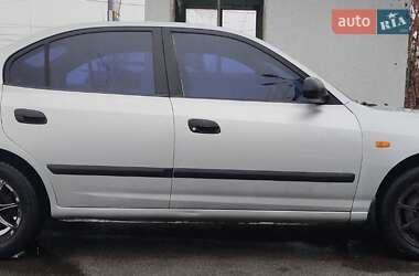 Седан Hyundai Elantra 2004 в Чернигове