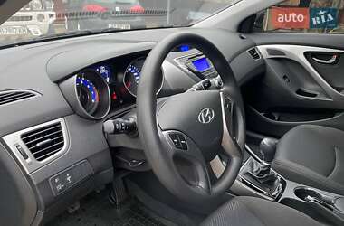 Седан Hyundai Elantra 2013 в Вінниці