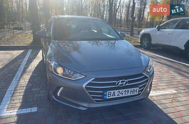 Седан Hyundai Elantra 2017 в Кропивницькому