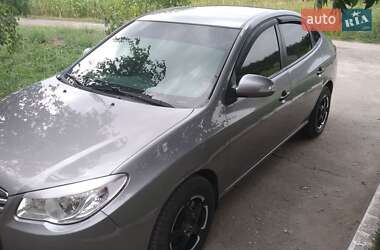 Седан Hyundai Elantra 2011 в Монастирищеві