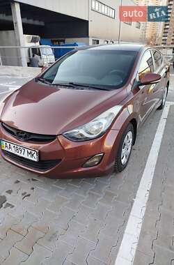 Седан Hyundai Elantra 2012 в Києві