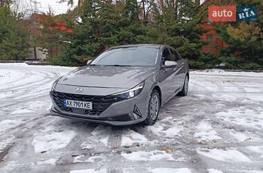 Седан Hyundai Elantra 2021 в Харкові