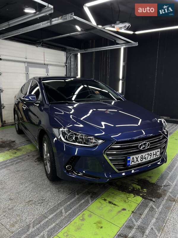 Седан Hyundai Elantra 2018 в Харькове