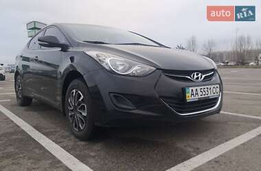 Седан Hyundai Elantra 2013 в Києві