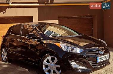 Седан Hyundai Elantra 2012 в Житомирі