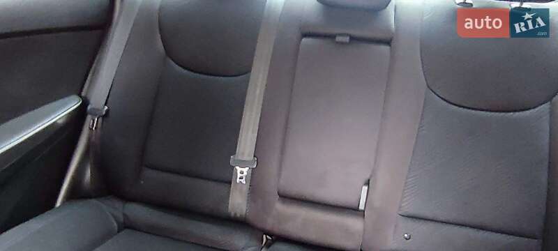 Седан Hyundai Elantra 2012 в Києві