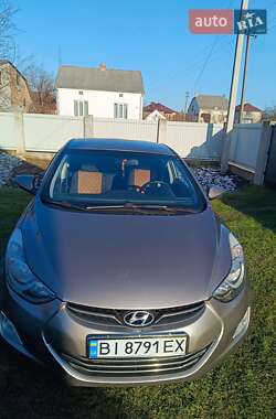 Седан Hyundai Elantra 2012 в 