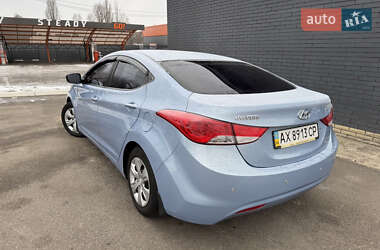 Седан Hyundai Elantra 2012 в Харкові