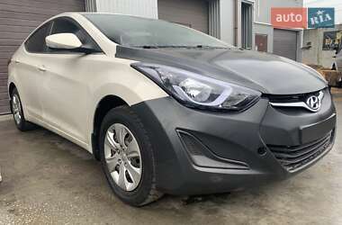 Седан Hyundai Elantra 2014 в Києві