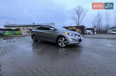 Седан Hyundai Elantra 2015 в Богородчанах