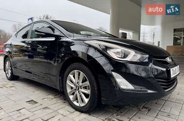 Седан Hyundai Elantra 2014 в Днепре