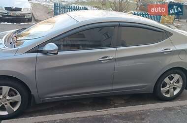 Седан Hyundai Elantra 2012 в Киеве