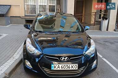 Седан Hyundai Elantra 2013 в Ірпені