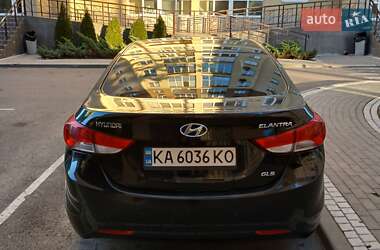 Седан Hyundai Elantra 2013 в Ірпені