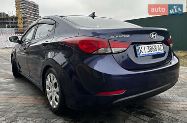 Седан Hyundai Elantra 2014 в Києві