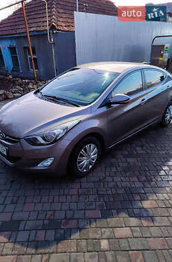 Седан Hyundai Elantra 2012 в Миколаєві