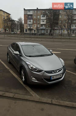 Седан Hyundai Elantra 2012 в Кривом Роге