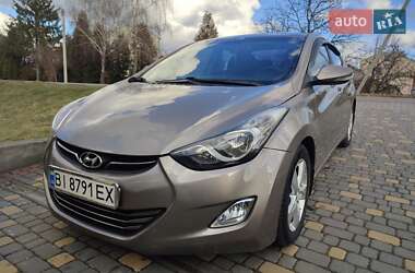 Седан Hyundai Elantra 2012 в 