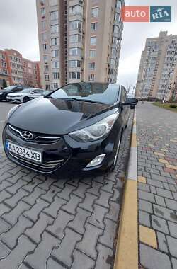 Седан Hyundai Elantra 2013 в 
