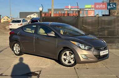 Седан Hyundai Elantra 2013 в Киеве