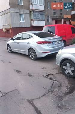 Седан Hyundai Elantra 2018 в Хмельницком