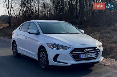 Седан Hyundai Elantra 2016 в 