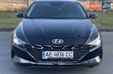 Седан Hyundai Elantra 2022 в Дніпрі