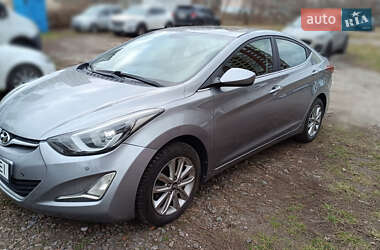 Седан Hyundai Elantra 2014 в Киеве