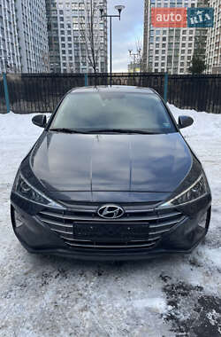 Седан Hyundai Elantra 2020 в Києві