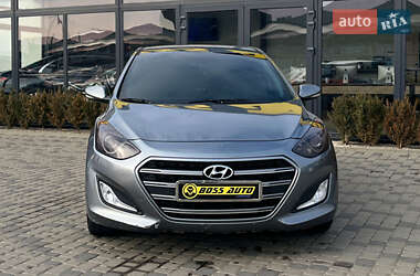 Хэтчбек Hyundai Elantra 2015 в 