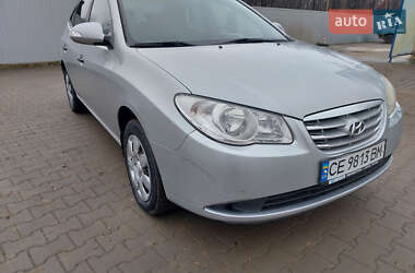 Седан Hyundai Elantra 2010 в Сторожинце