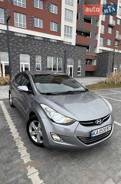 Седан Hyundai Elantra 2013 в Києві