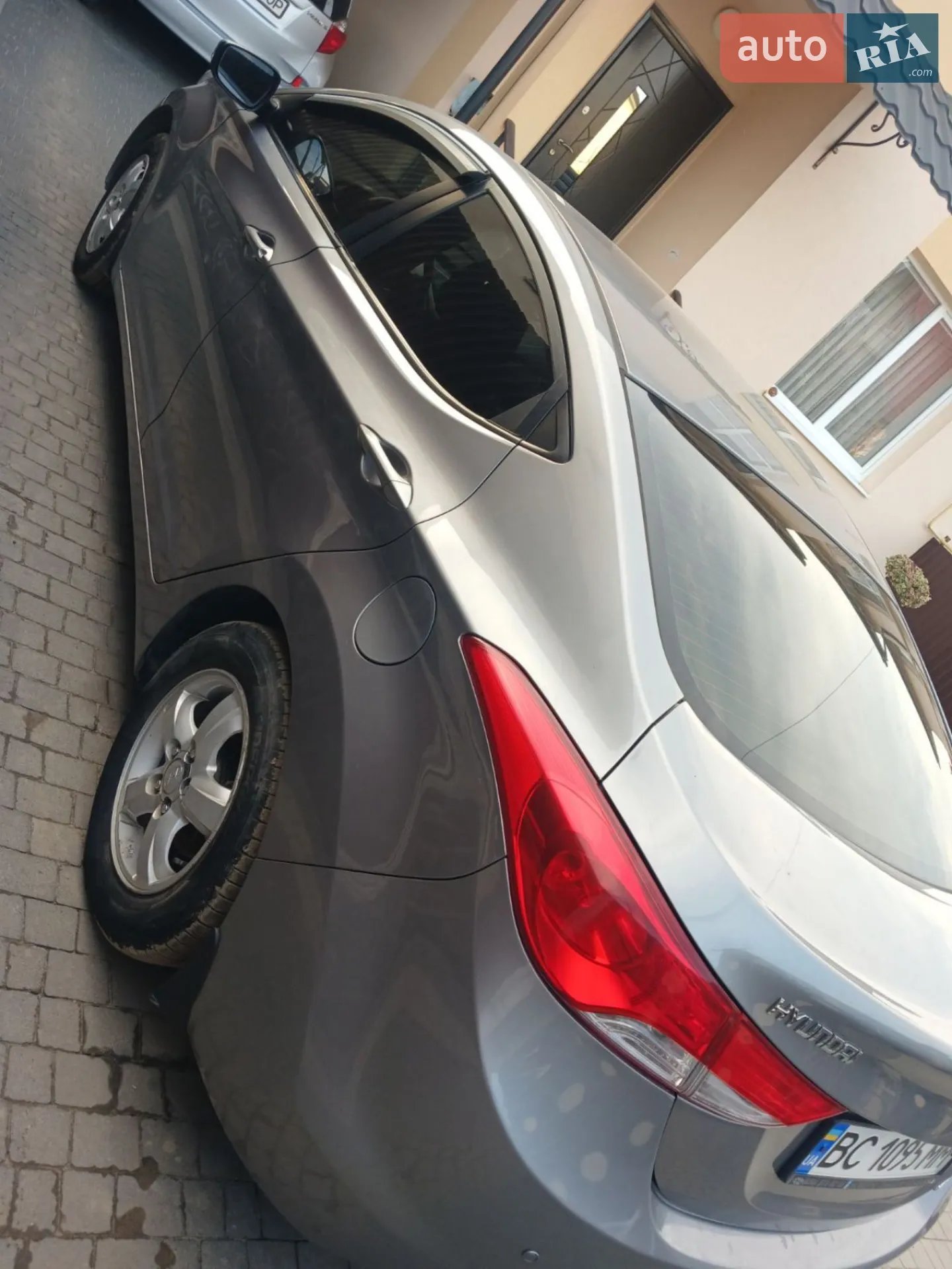 2011 Hyundai Elantra - мініатюра 2