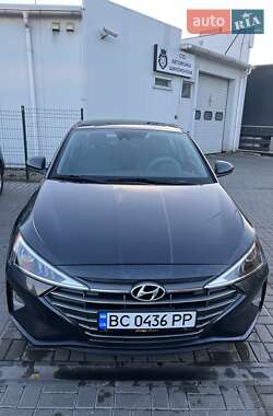 Седан Hyundai Elantra 2020 в Києві