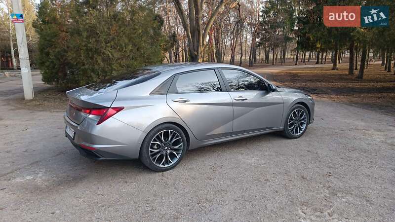 Седан Hyundai Elantra 2021 в Харькове