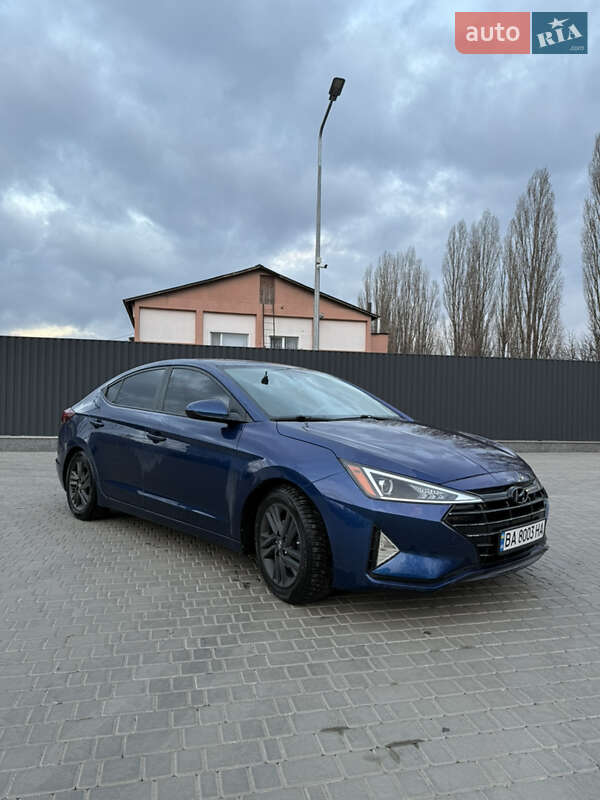 Седан Hyundai Elantra 2020 в Кропивницком