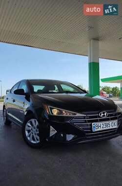 Седан Hyundai Elantra 2020 в 