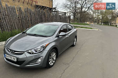 Седан Hyundai Elantra 2015 в 