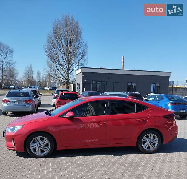 Седан Hyundai Elantra 2020 в Киеве
