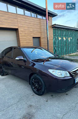 Седан Hyundai Elantra 2011 в 