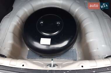 Седан Hyundai Elantra 2018 в Киеве