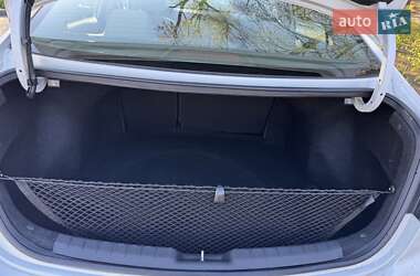 Седан Hyundai Elantra 2018 в 
