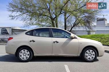 Седан Hyundai Elantra 2007 в 
