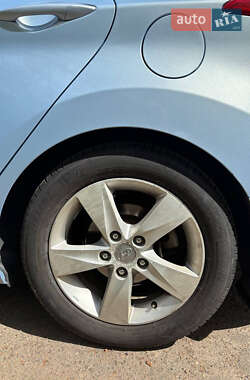 Седан Hyundai Elantra 2013 в 